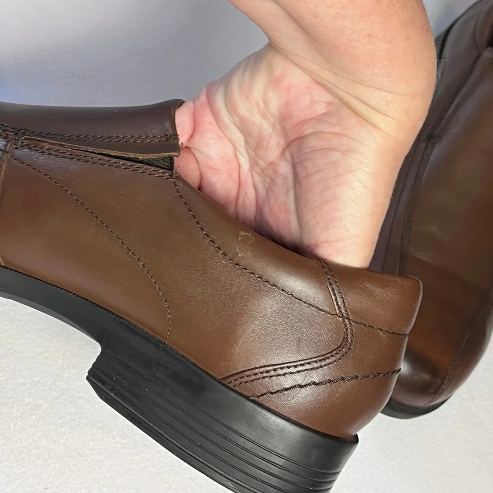 Thom McAn Mens Lanzo Brown Leather Slip On Loafers Dress Shoes 20329 Size 13